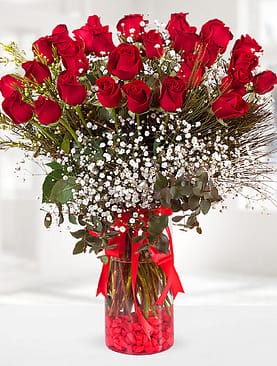 30 kırmızı gül vazo