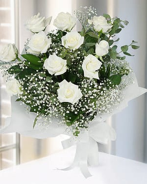 11 beyaz gül buket