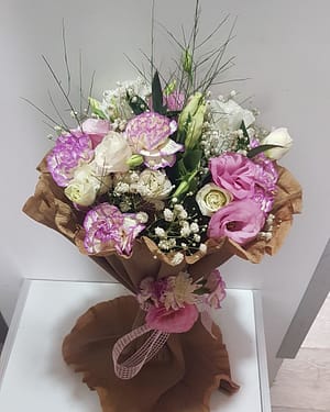 karışık kır çiçekleri buket