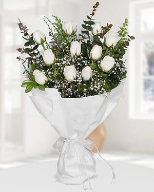 11 beyaz gül buket