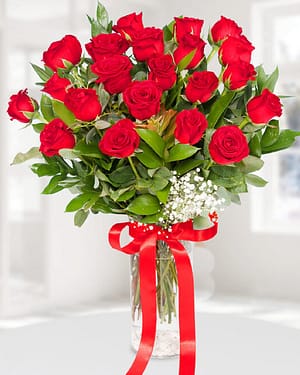 21 kırmızı gül vazo
